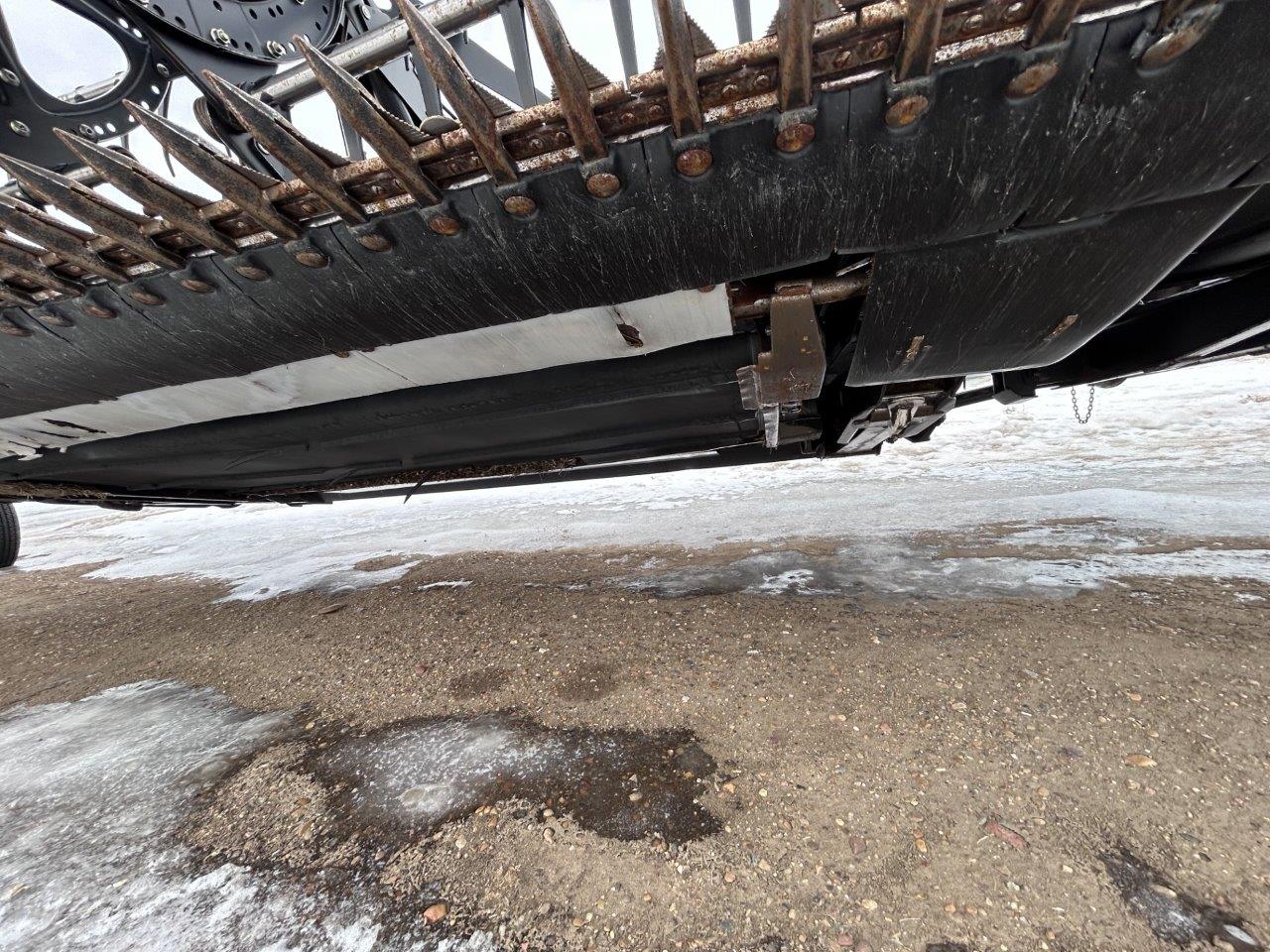 2015 MacDon FD75-45 Header Combine