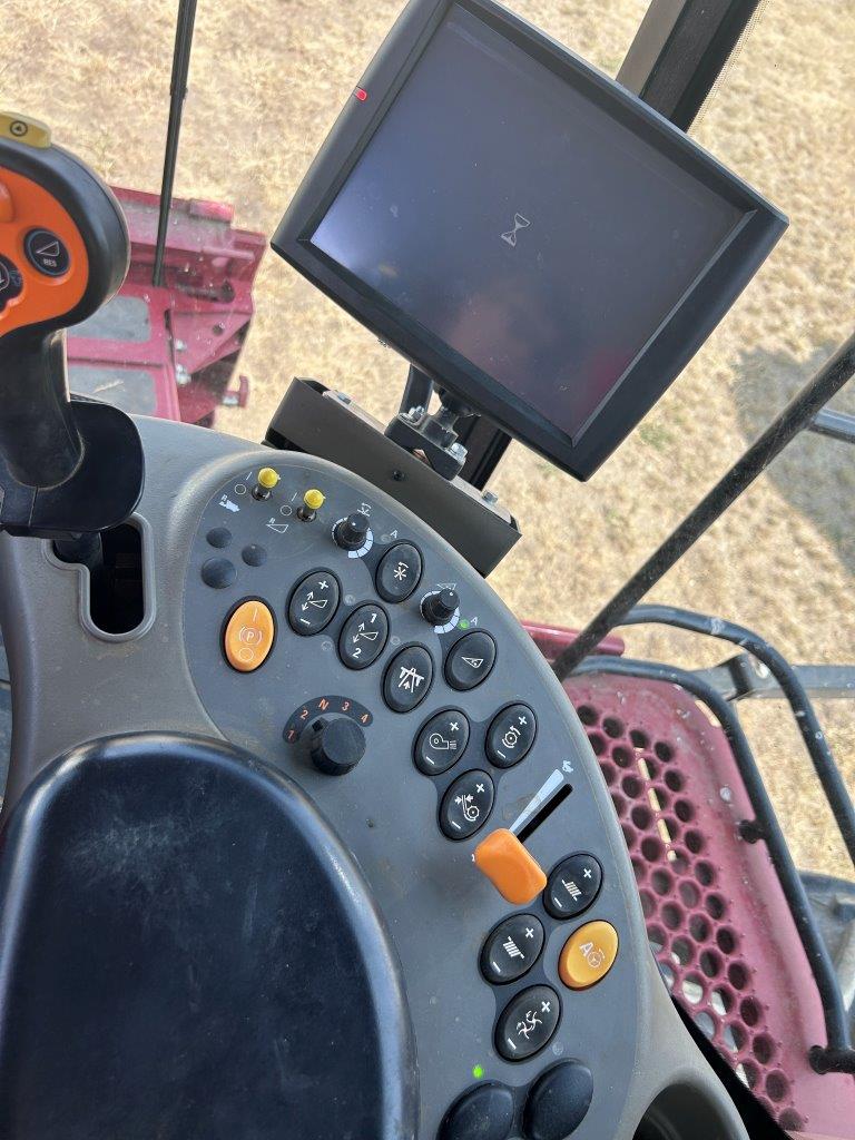 2011 Case IH 8120 Combine