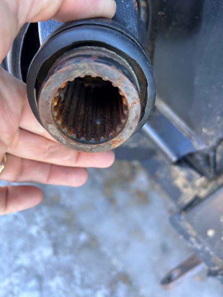 2014 MacDon FD75-40 Header Combine