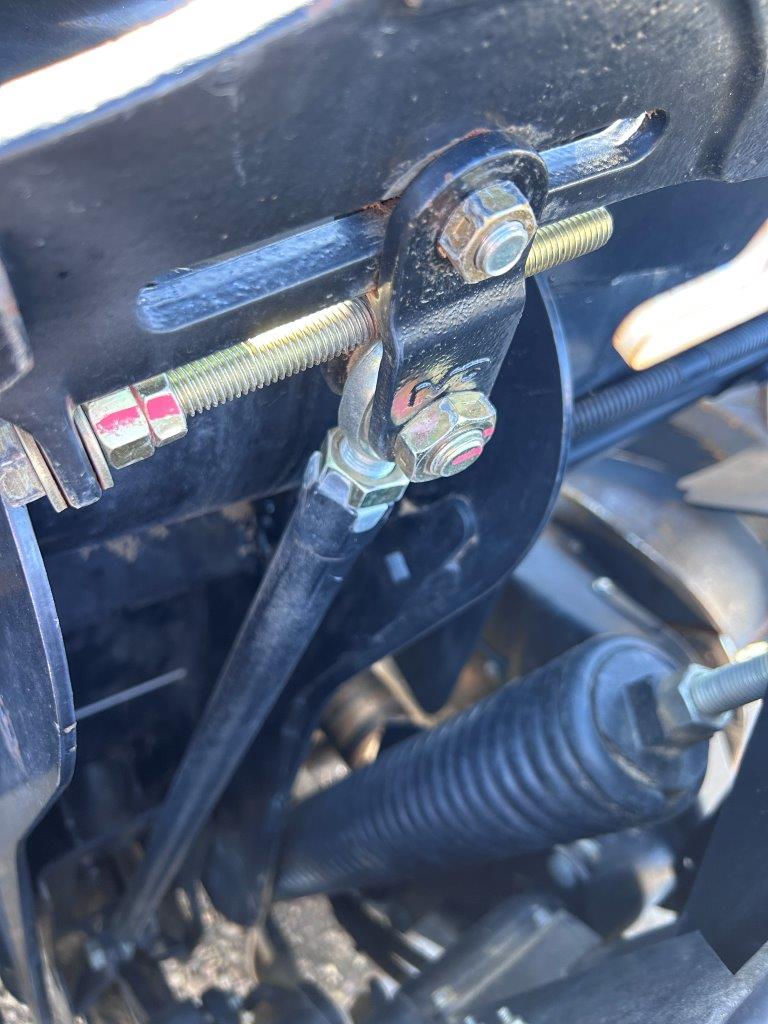 2014 MacDon FD75-40 Header Combine