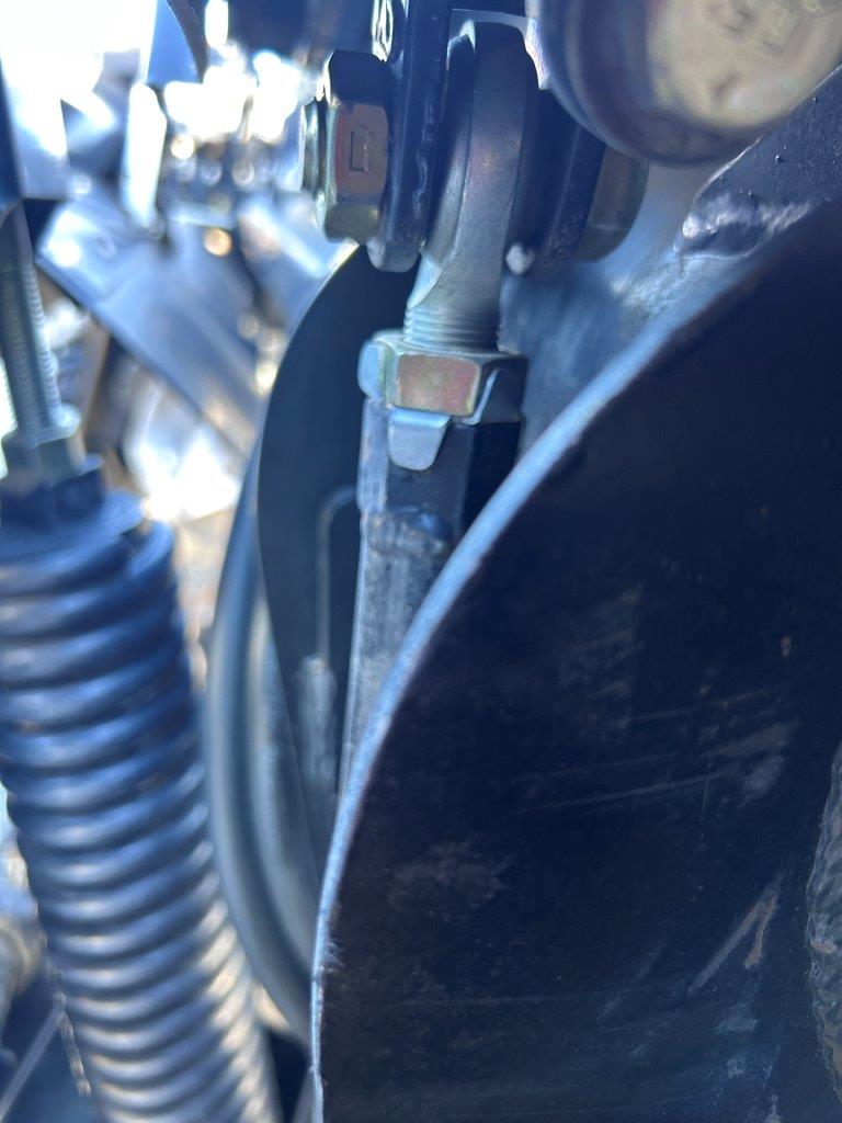 2014 MacDon FD75-40 Header Combine