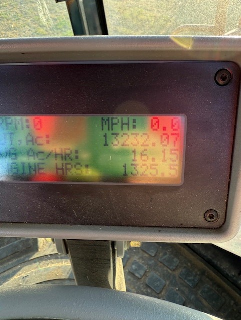 2014 New Holland SPEEDR200 Windrower