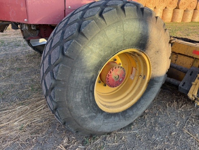 2014 New Holland SPEEDR200 Windrower
