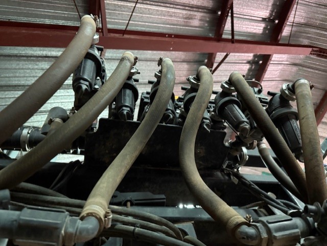 2007 Apache AS1210 Sprayer/High Clearance