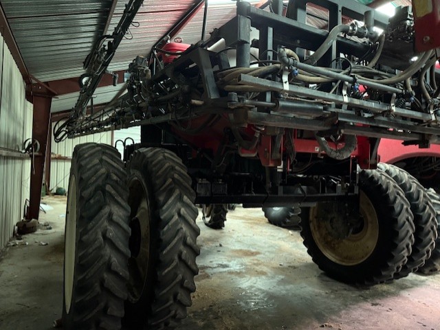 2007 Apache AS1210 Sprayer/High Clearance