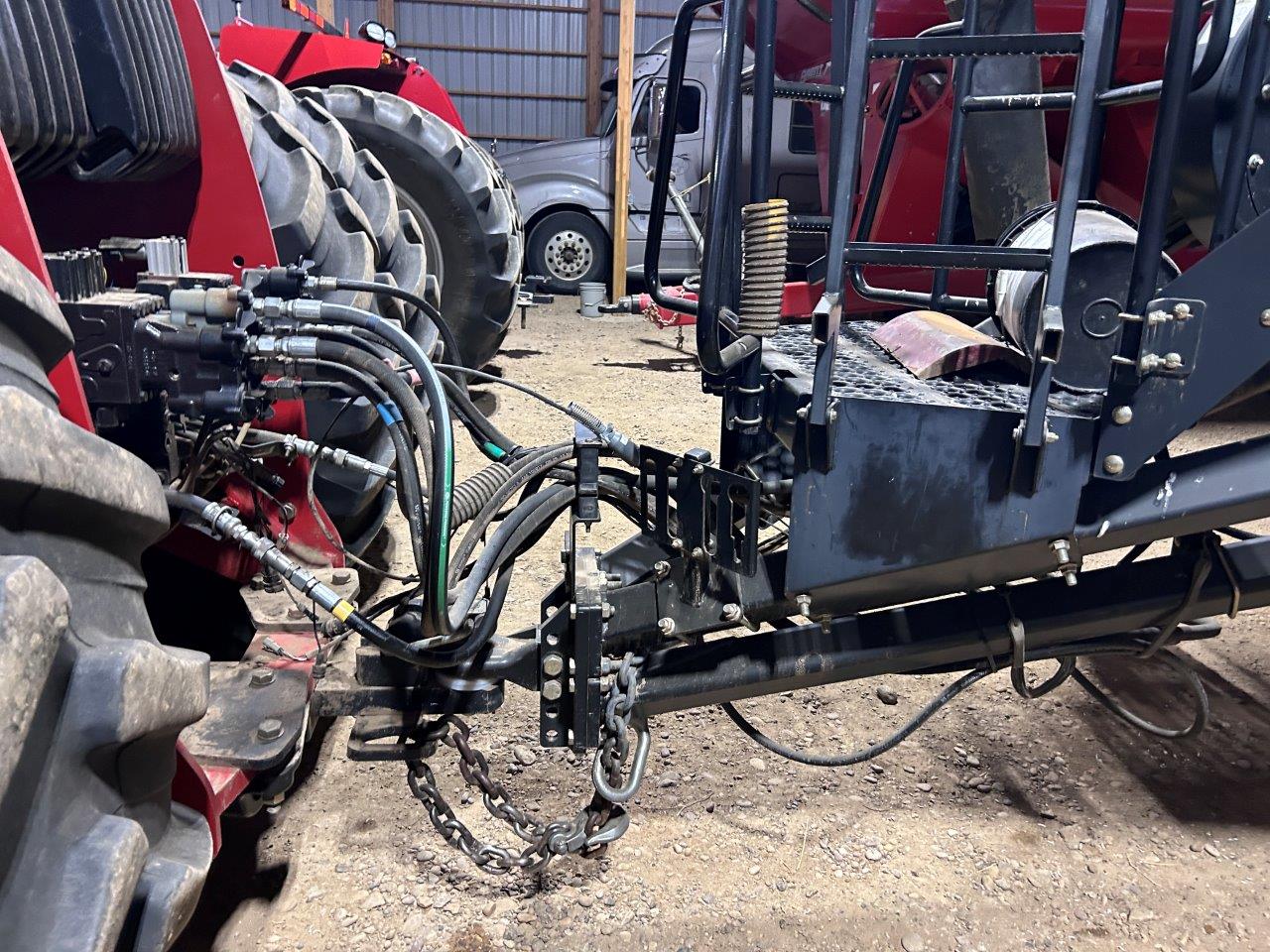 2015 Seed Hawk 6012 Air Seeder