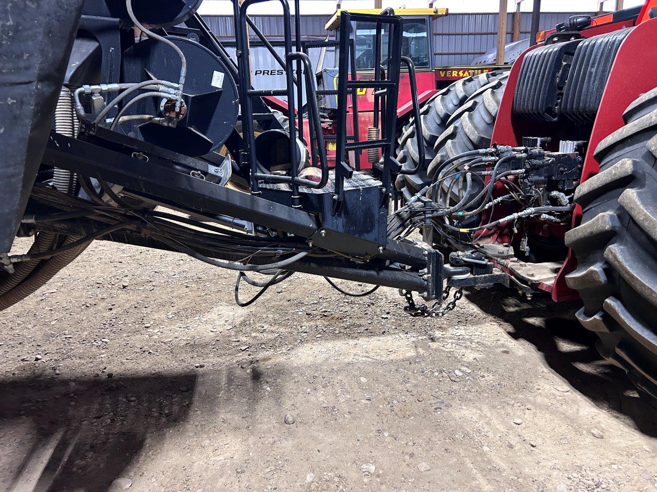 2015 Seed Hawk 6012 Air Seeder