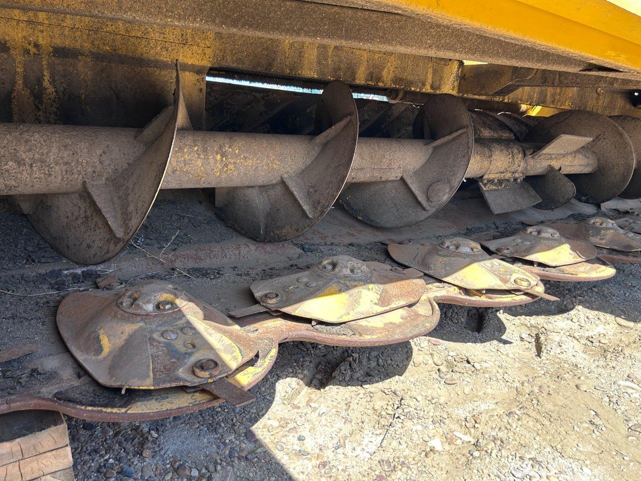 2022 New Holland DB416 Windrower Disc Header