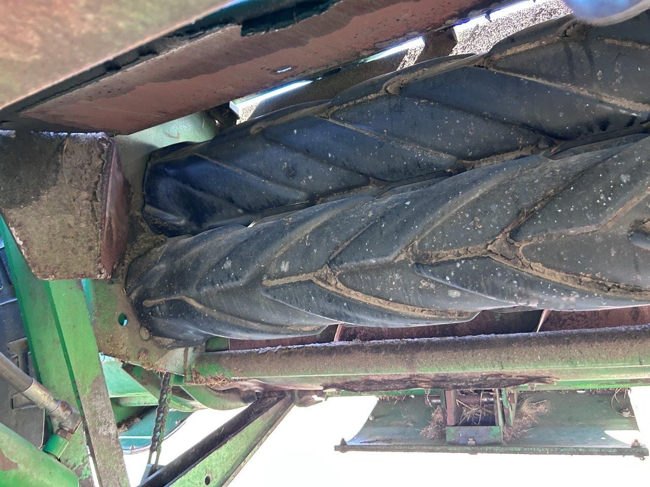 2007 John Deere 4895 Windrower