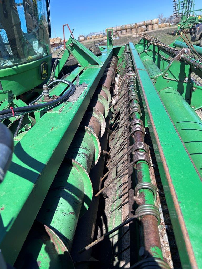 2007 John Deere 4895 Windrower