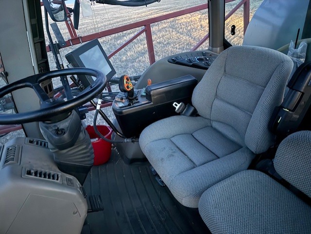 2010 Case IH Patriot 3330 Sprayer/High Clearance