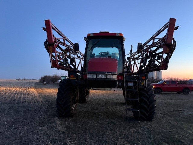2010 Case IH Patriot 3330 Sprayer/High Clearance