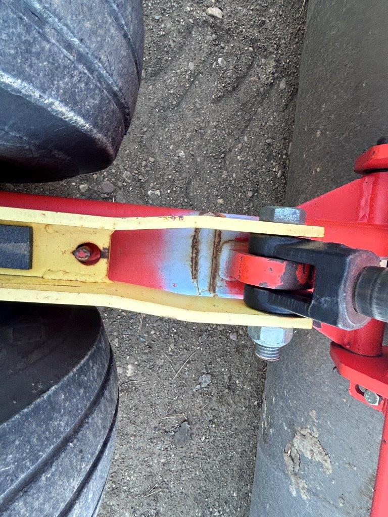 2005 Riteway 4245 Land Roller