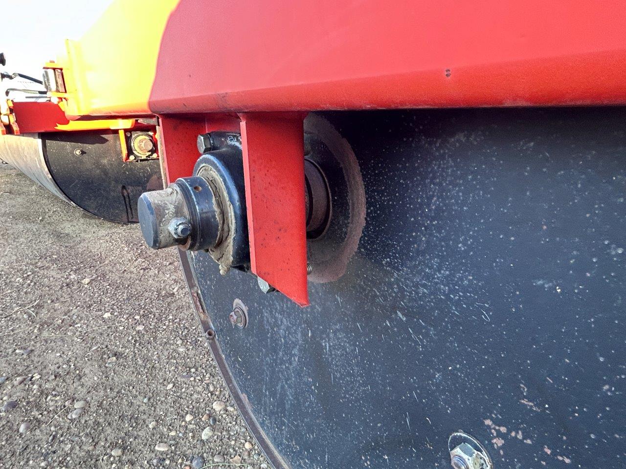 2005 Riteway 4245 Land Roller