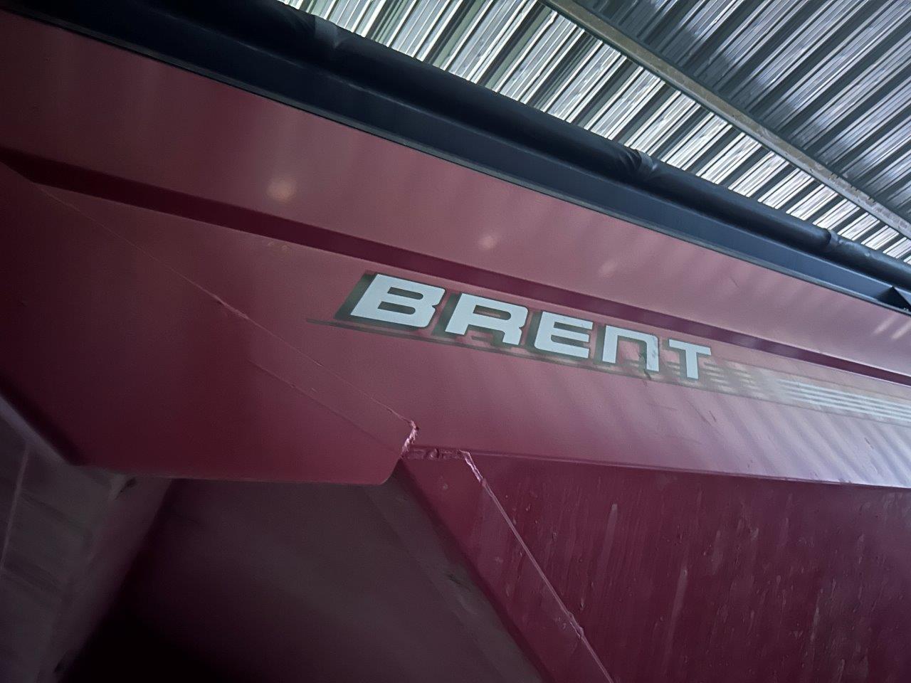 2011 Brent 1082 Grain Cart