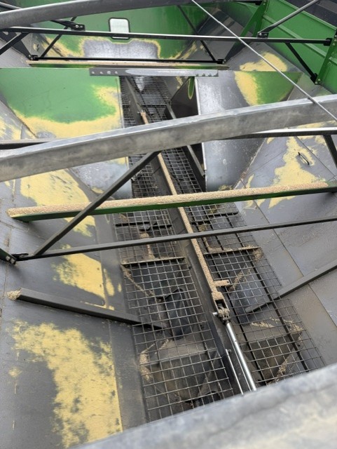 2013 Brent 1196 Grain Cart