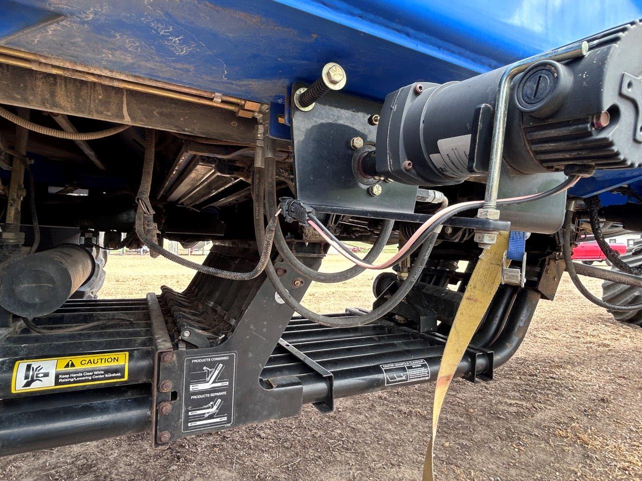 2016 New Holland P2050 Air Drill
