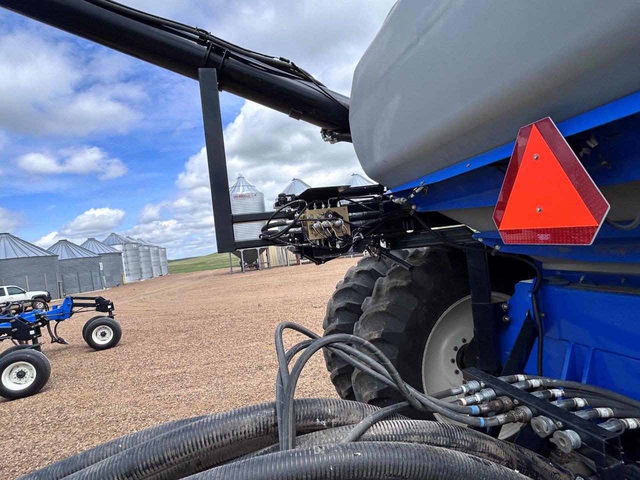 2016 New Holland P2050 Air Drill