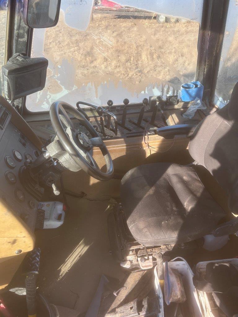 1994 Challenger 85C Tractor