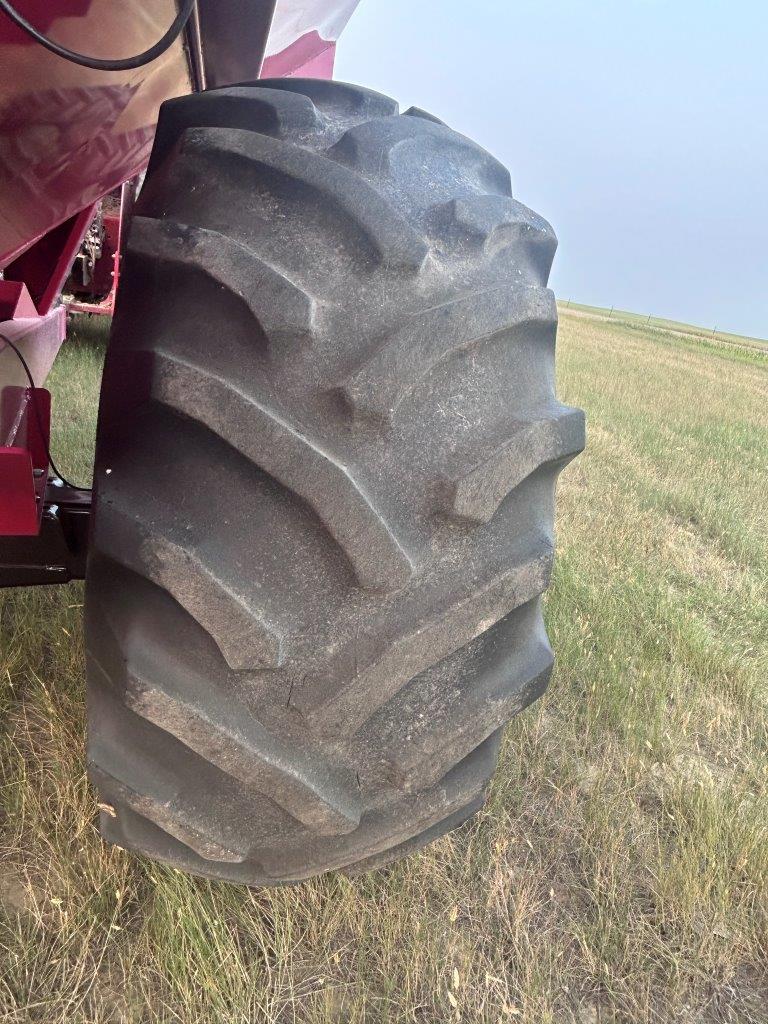2019 Demco 850 Grain Cart