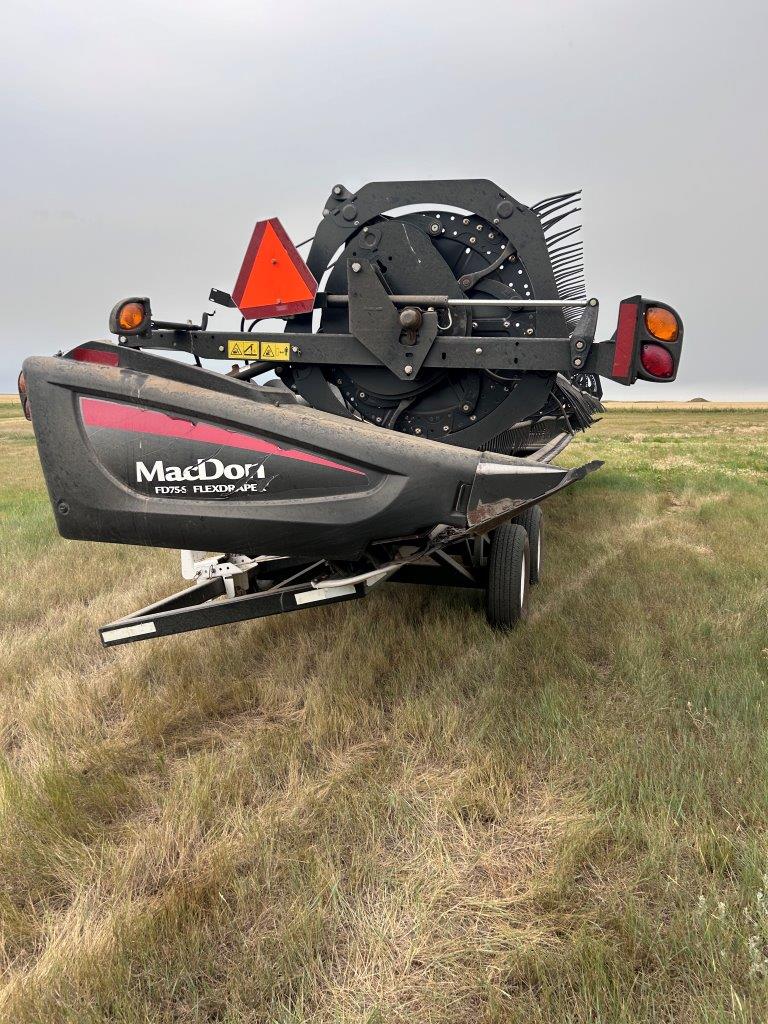 2014 MacDon FD75 Header Draper