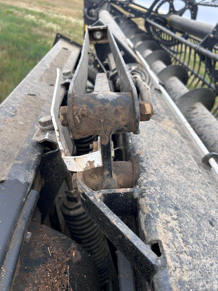 2014 MacDon FD75 Header Draper