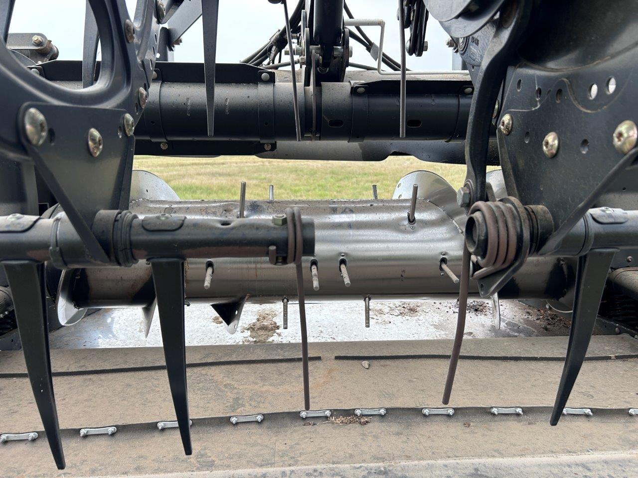 2014 MacDon FD75 Header Draper