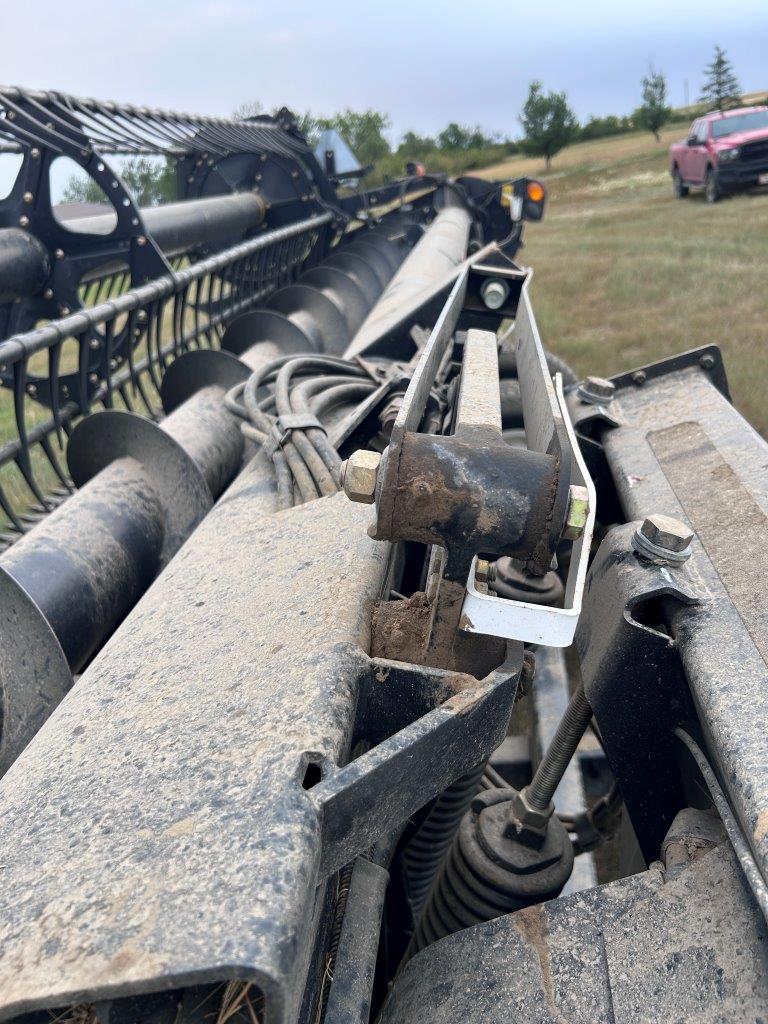 2014 MacDon FD75 Header Draper
