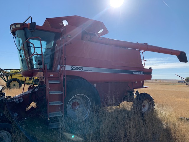 1999 Case IH 2388 Combine