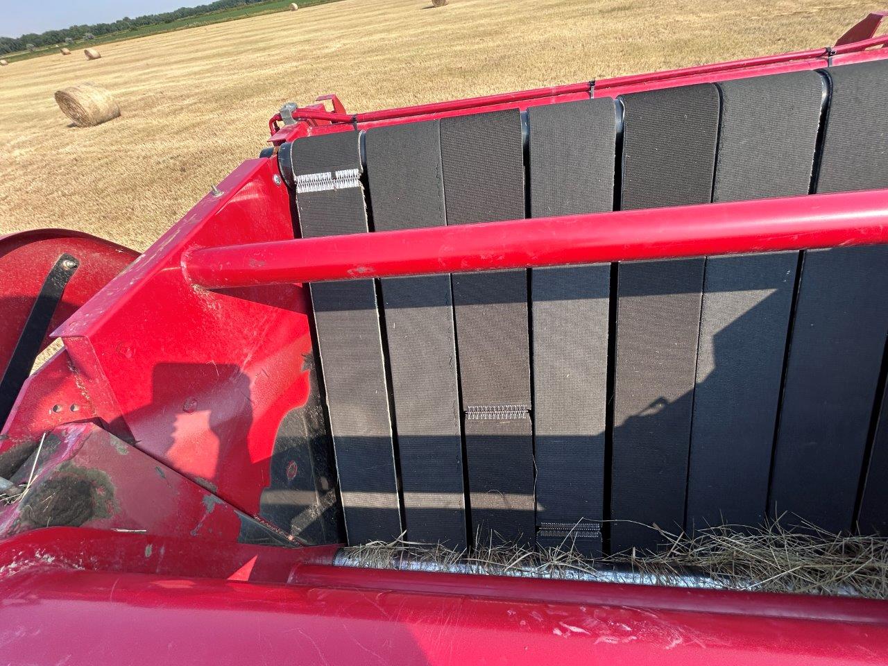 2018 New Holland Rollbelt 560 Baler/Round