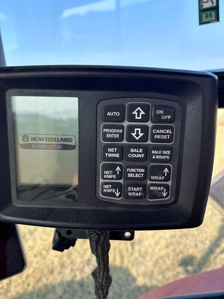 2018 New Holland Rollbelt 560 Baler/Round
