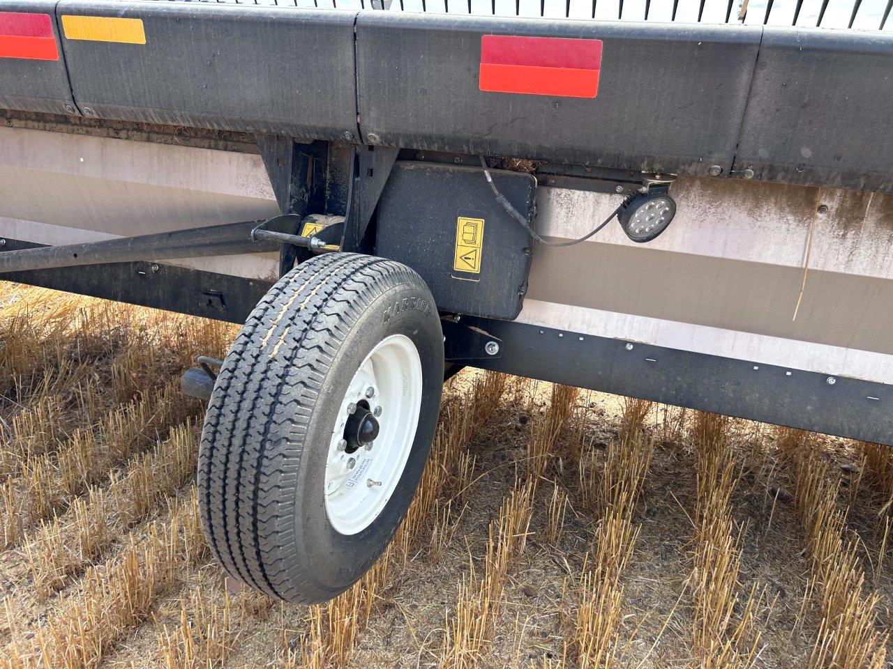 2024 MacDon FD250 Header Combine