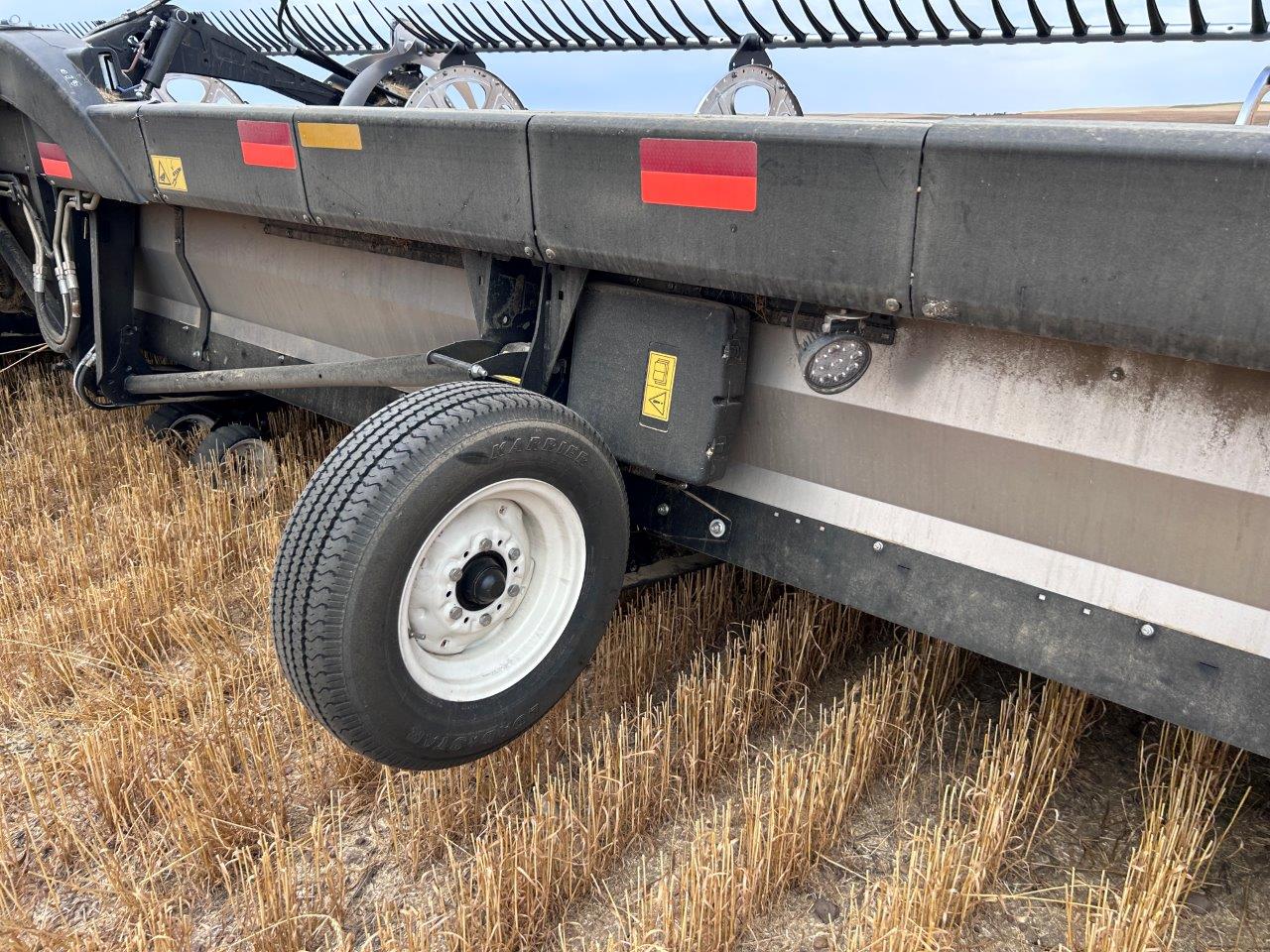 2024 MacDon FD250 Header Combine