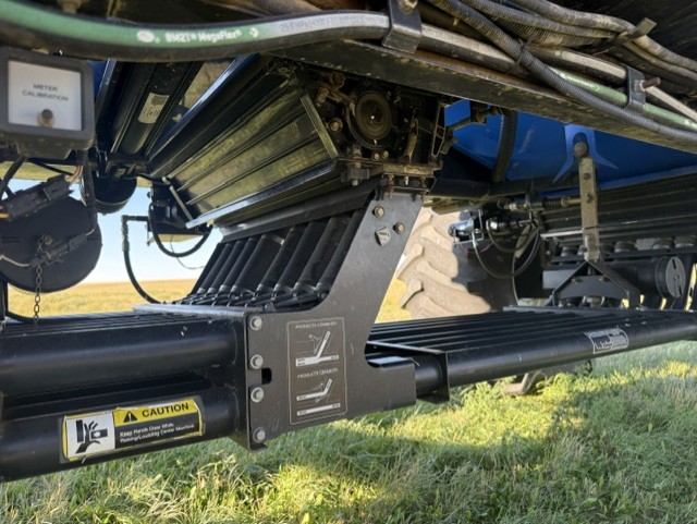2012 New Holland P2060/P1070 Air Drill