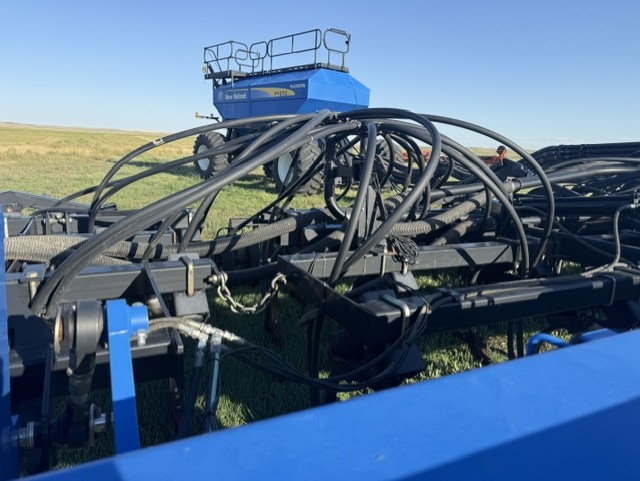 2012 New Holland P2060/P1070 Air Drill