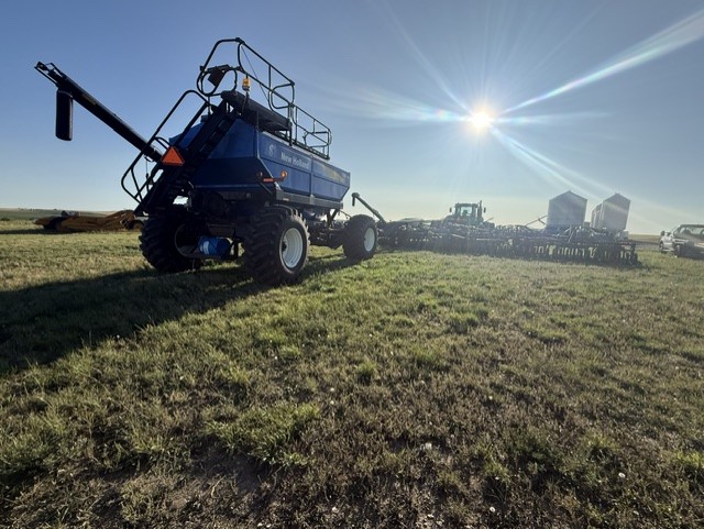2012 New Holland P2060/P1070 Air Drill