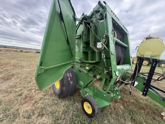 2021 John Deere 560M Baler/Round