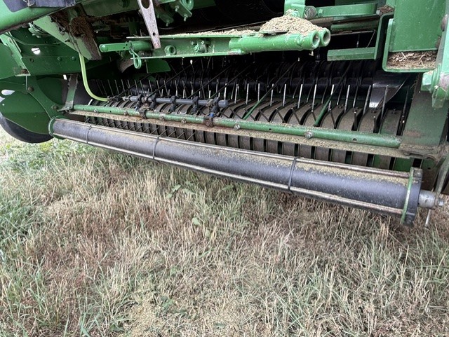 2021 John Deere 560M Baler/Round