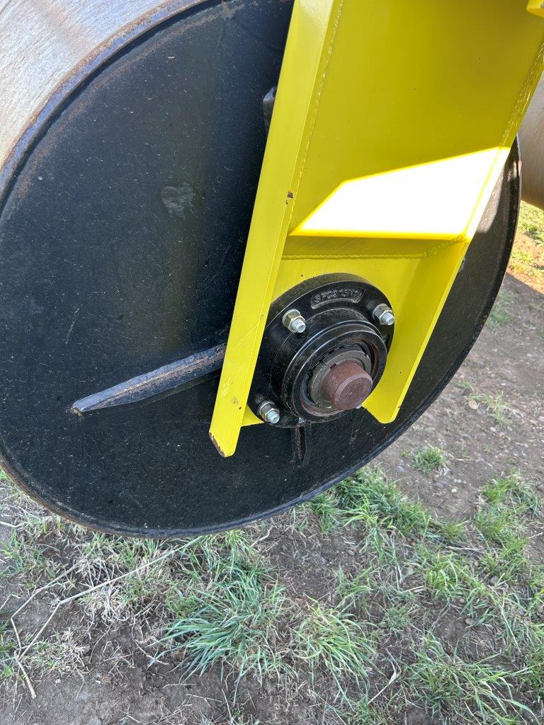2020 Degelman LR8080 Land Roller