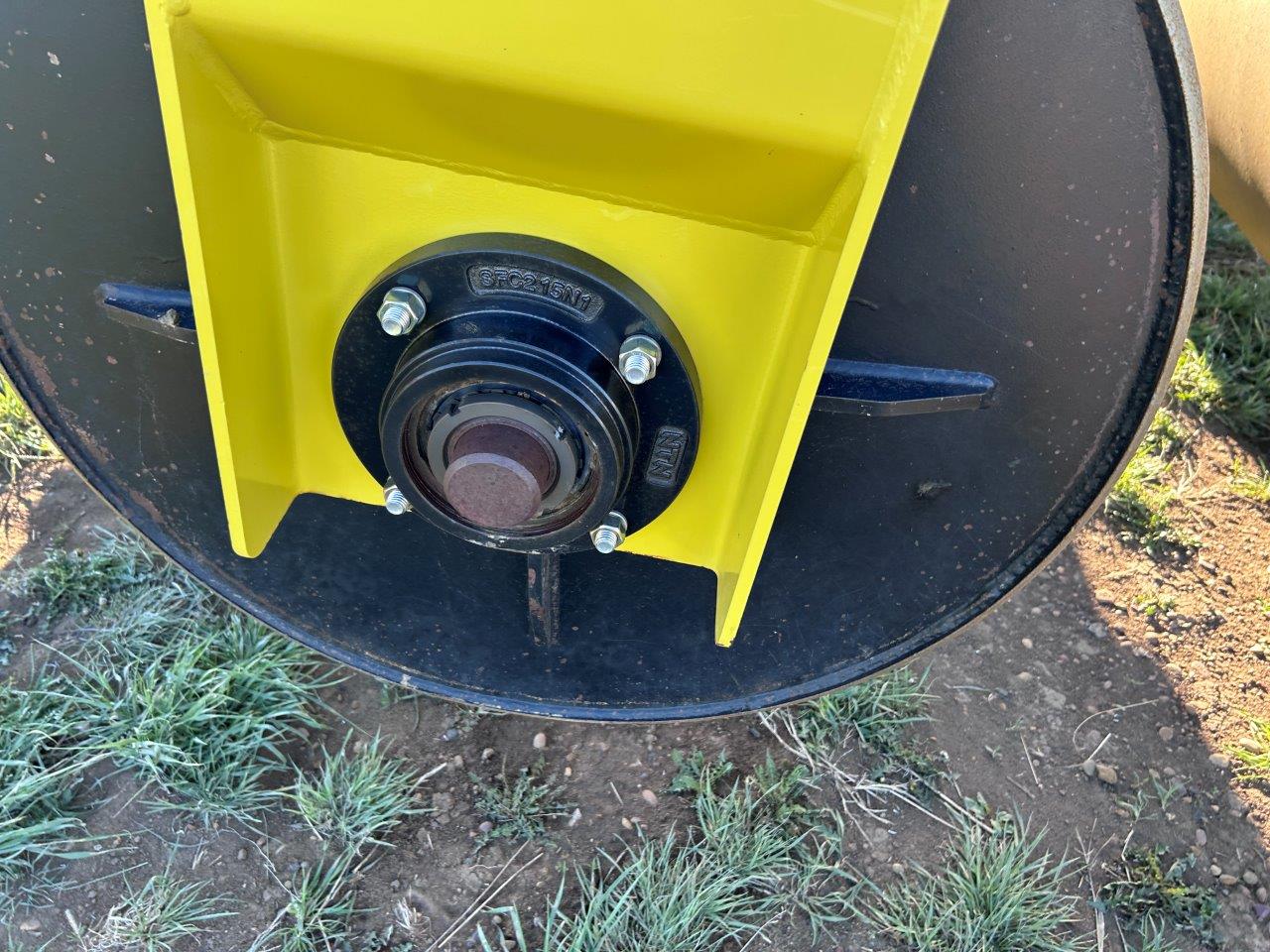 2020 Degelman LR8080 Land Roller