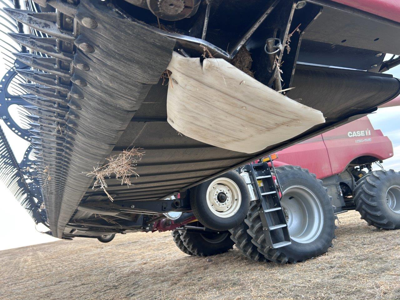 2018 MacDon FD145 Header Combine