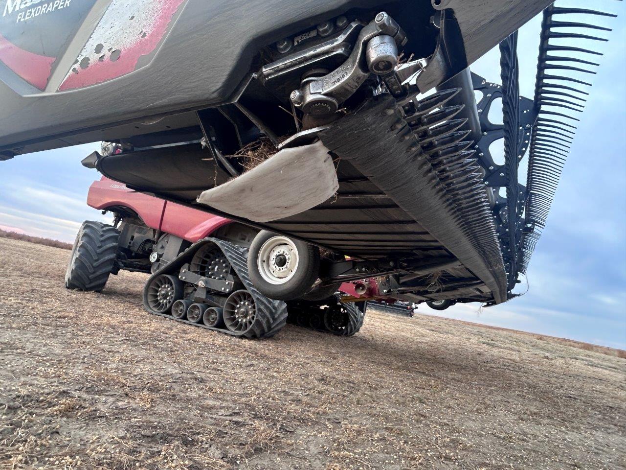 2019 MacDon FD145 Header Combine