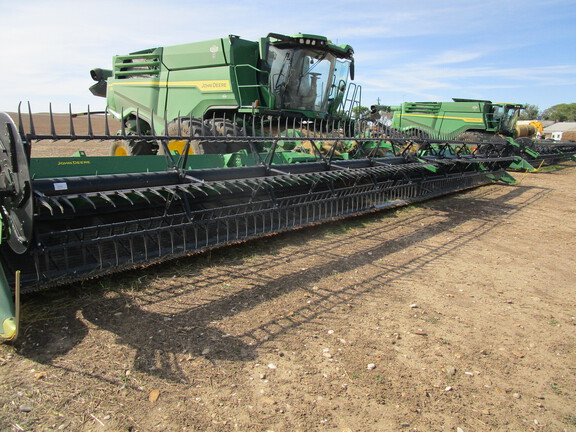 2023 John Deere HD50F Header Combine