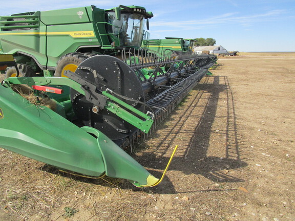 2023 John Deere HD50F Header Combine