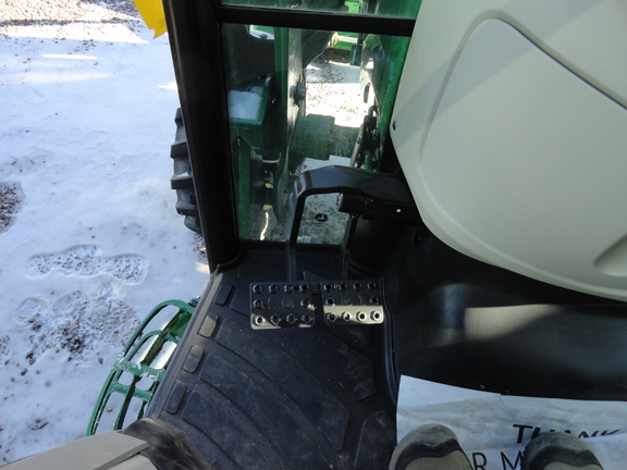 2023 John Deere 4066R Tractor Compact