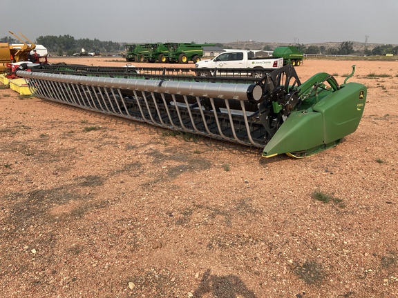 2013 John Deere 635FD Header Combine