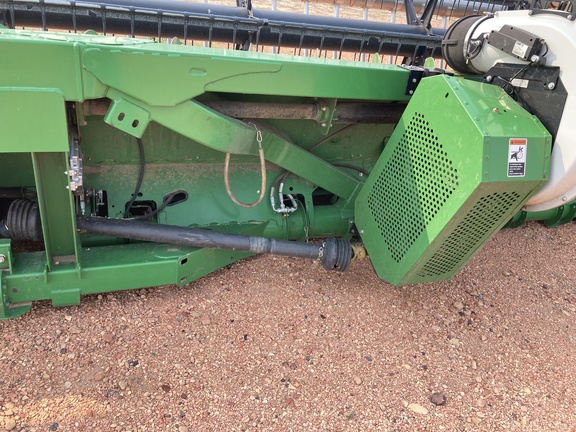 2013 John Deere 635FD Header Combine