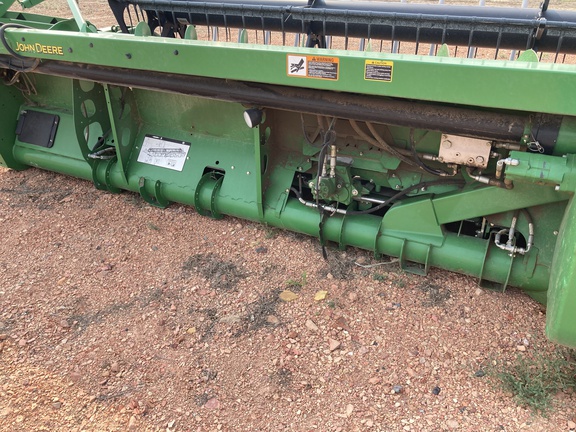 2013 John Deere 635FD Header Combine