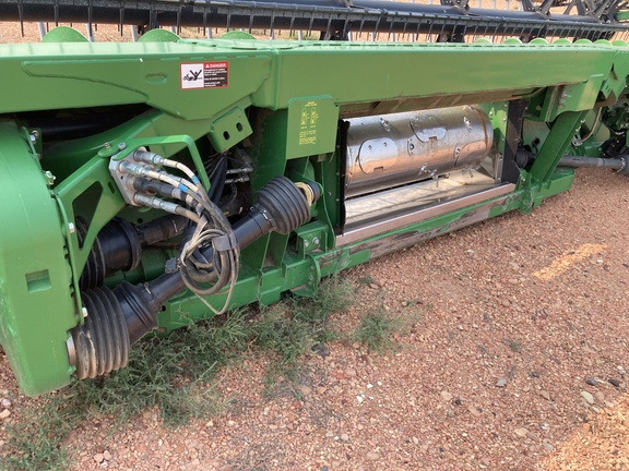 2013 John Deere 635FD Header Combine