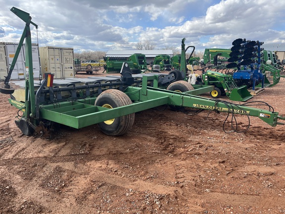 1998 John Deere 1780 Planter